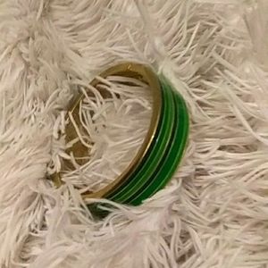 Bangle bracelet